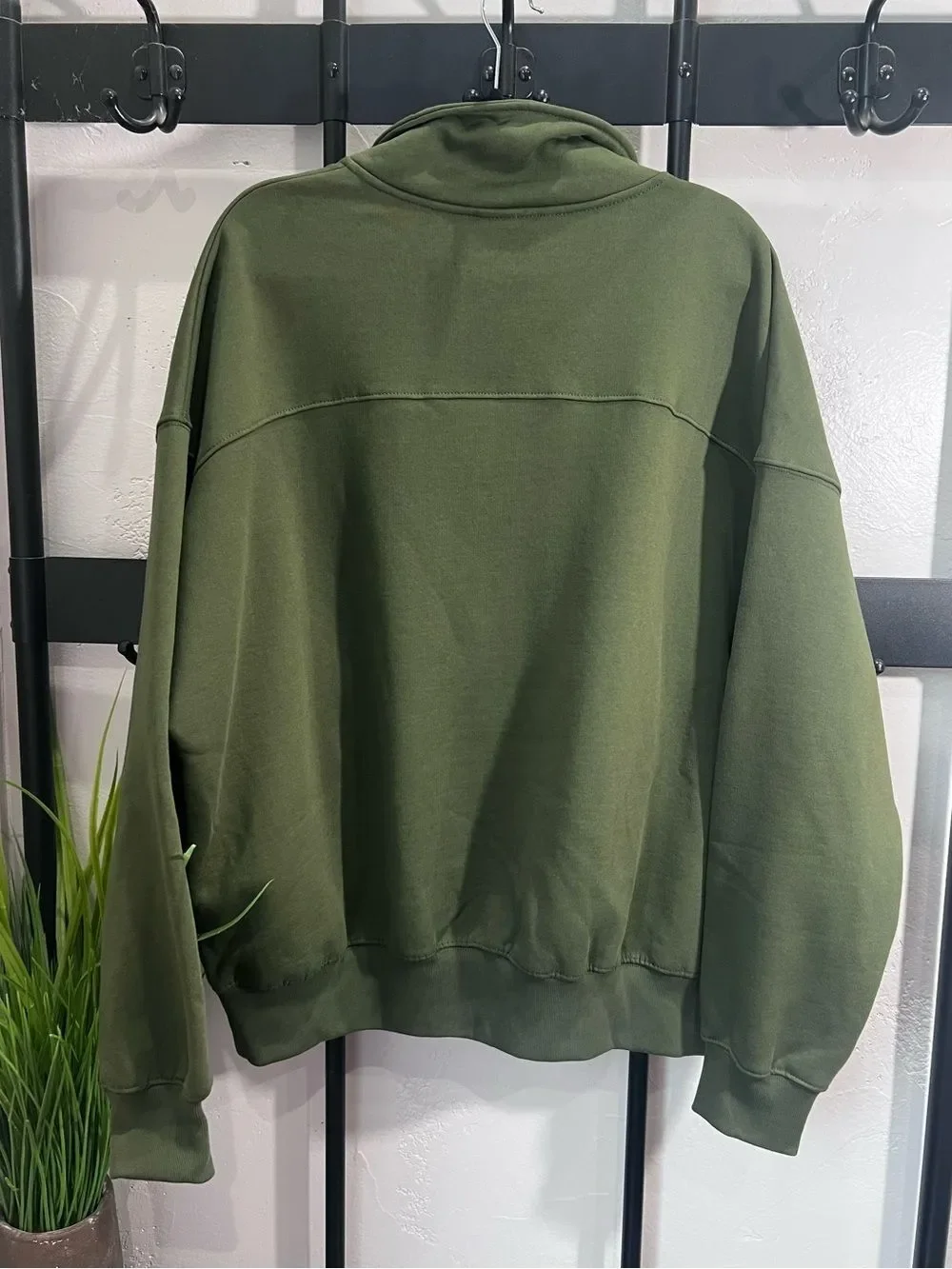 Zara Men’s Green Half-Zip Pullover Sweater Size Large